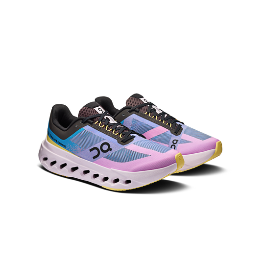 On Cloudsurfer Next - Mulher