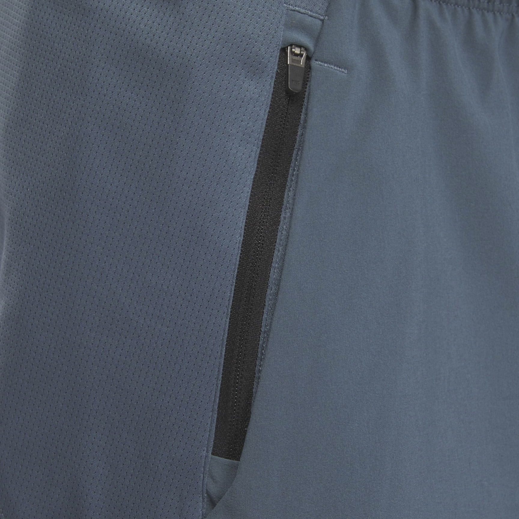 REEBOK SHORT STRENGTH 3.0 100070841-HOOPSBLUEF23