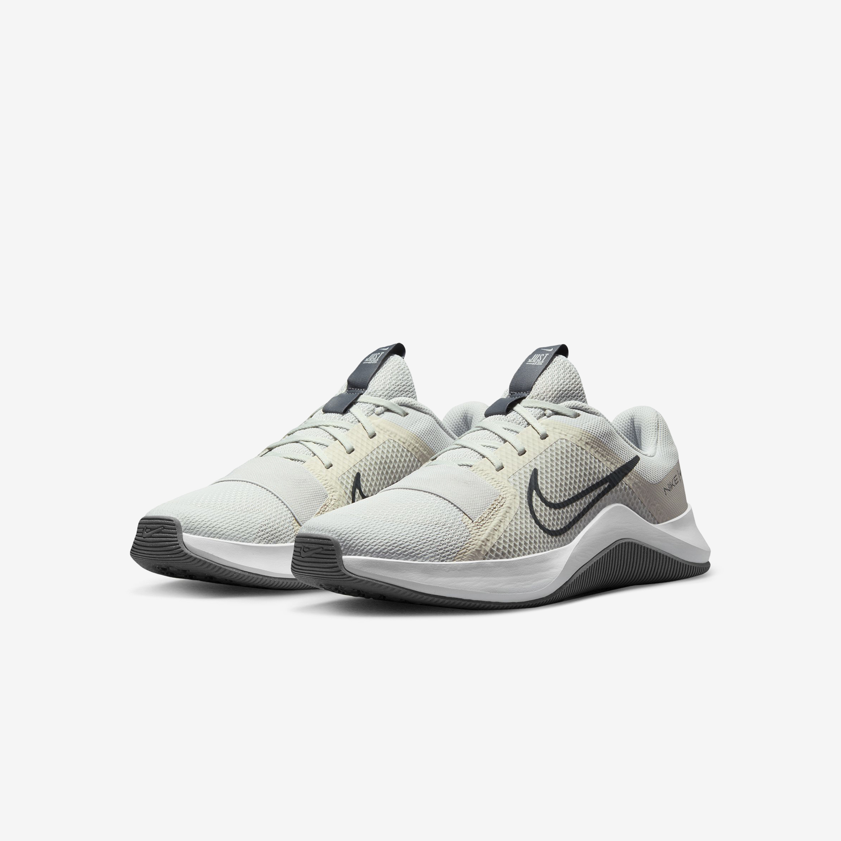 NIKE MC TRAINER 2 DM0823-004