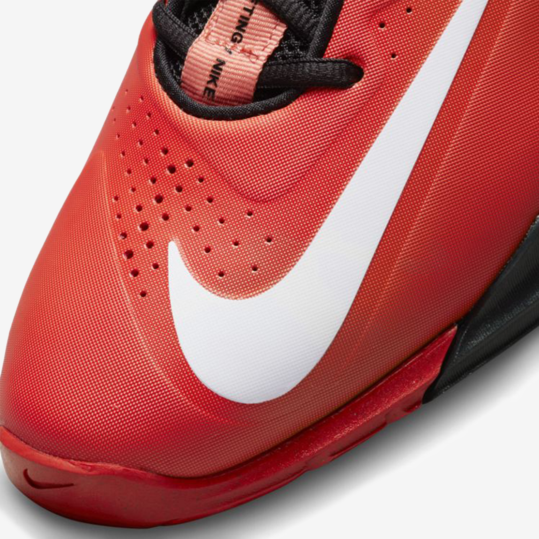 NIKE SAVALEOS CV5708-606