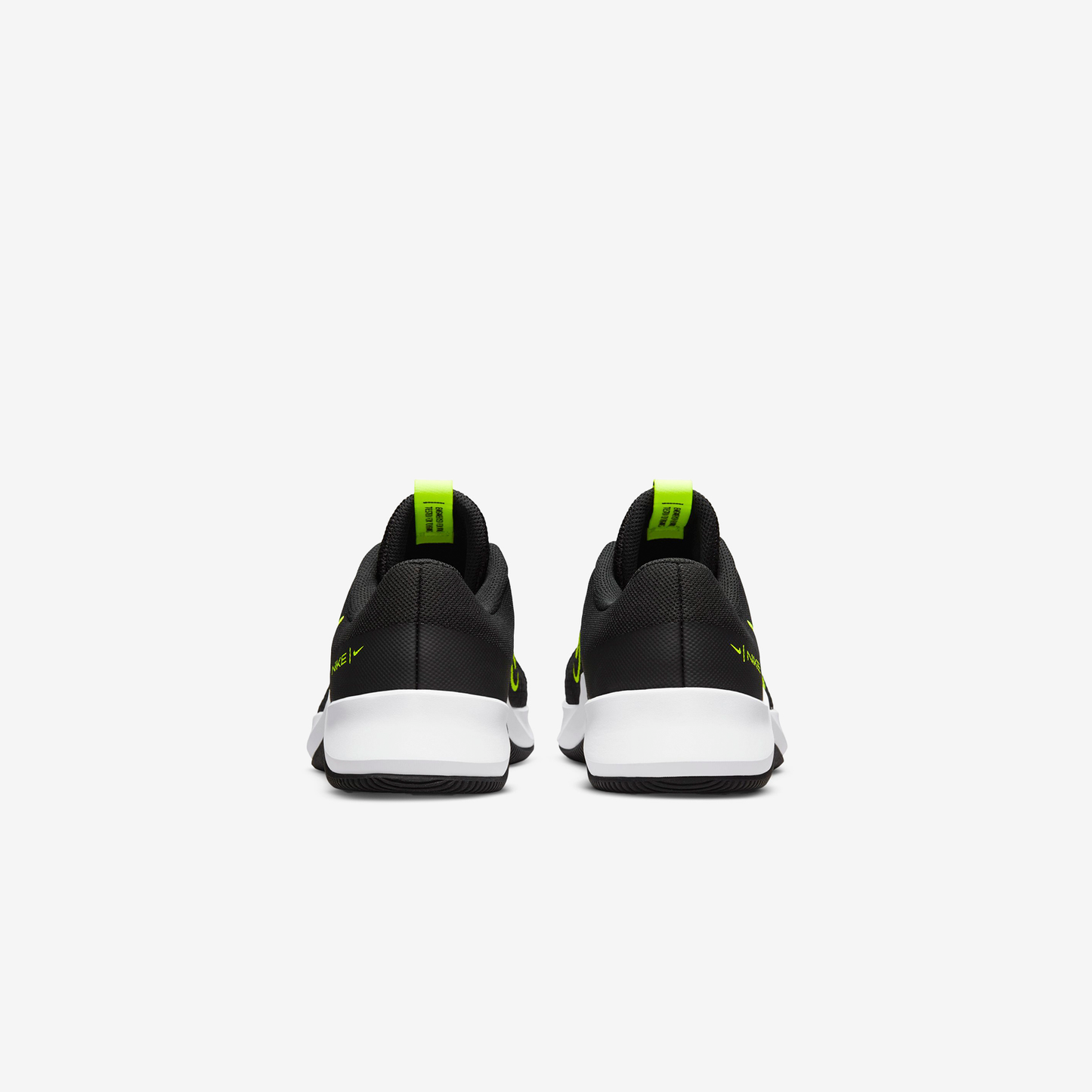 NIKE MC TRAINER 2 DM0823-002